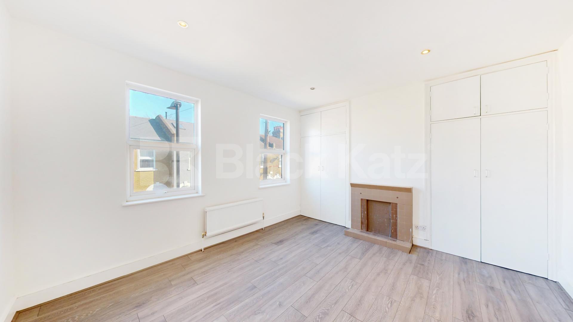 Newly refurbished 4 bedrrom house with garden mins to tube & shops Baronet Grove, Tottenham